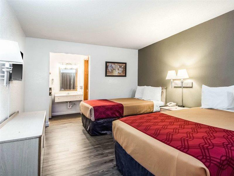 Econo Lodge Airport I-35 North Farmers Branch Luaran gambar
