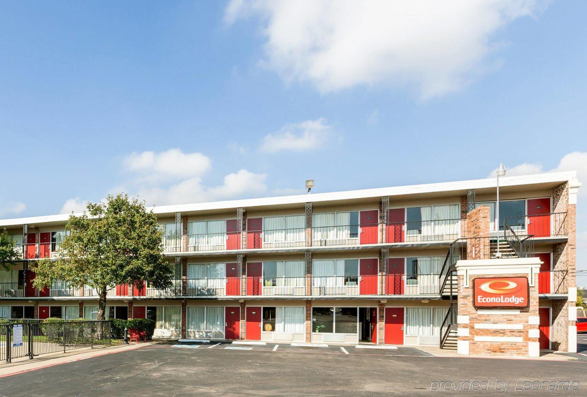 Econo Lodge Airport I-35 North Farmers Branch Luaran gambar