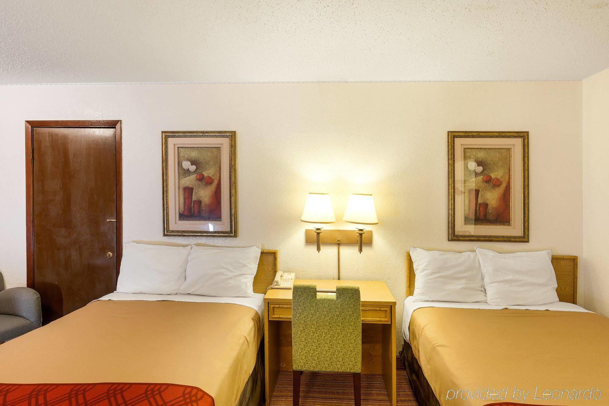 Econo Lodge Airport I-35 North Farmers Branch Luaran gambar