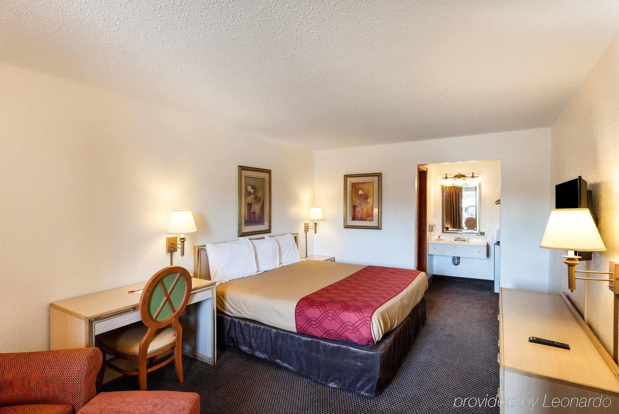 Econo Lodge Airport I-35 North Farmers Branch Luaran gambar